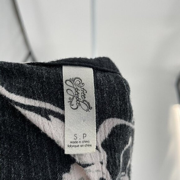 Free People Floral Swing Tunic Mini Dress Pockets Black White Boho sz Small - Picture 7 of 8